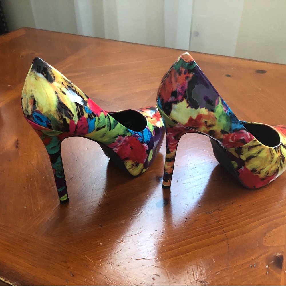 Steve Madden Multicolor Women's Heels Size 7.5